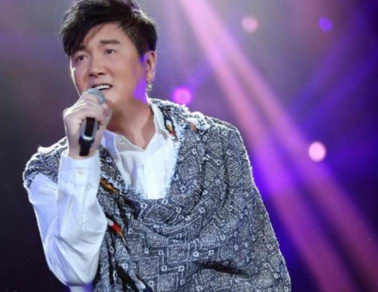 ysbSPORTS-游泳选手孙楠创造个人最佳，夺冠