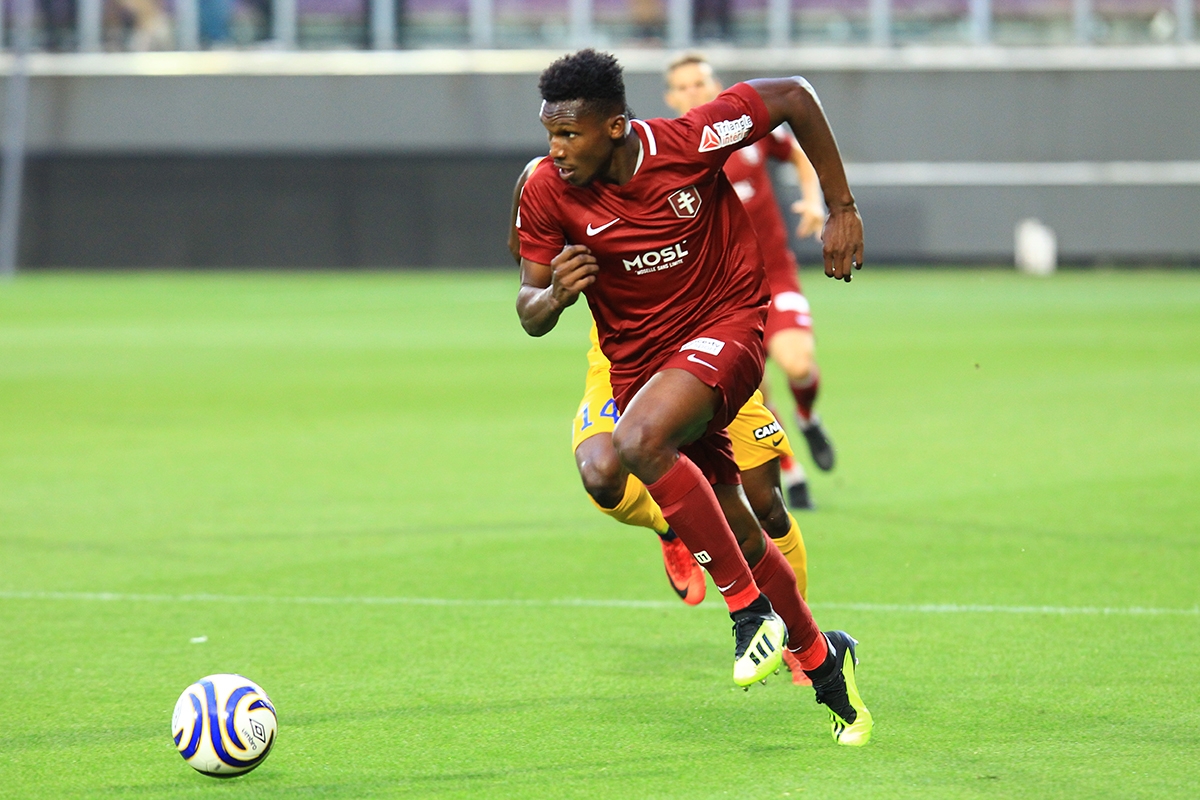 柏林联队士气高昂,势不可挡,孤注一掷 柏林联队士气高昂,势不可挡,孤注一掷